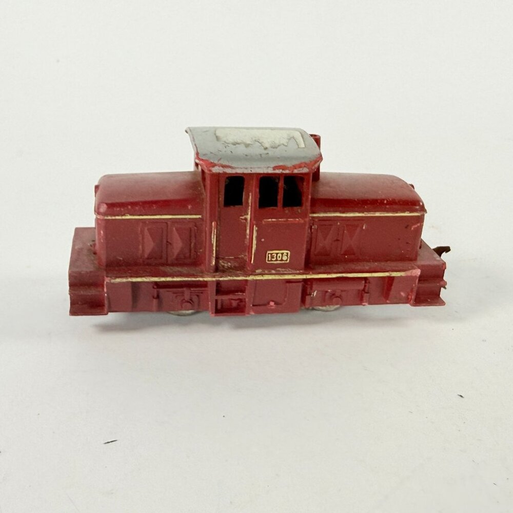 Fleischmann Bemo Rail HO Scale Red Diesel Locomotive 1306 West Germany